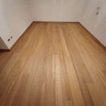 Parquet in olmo nuovo impregnato ad olio tonalizzato